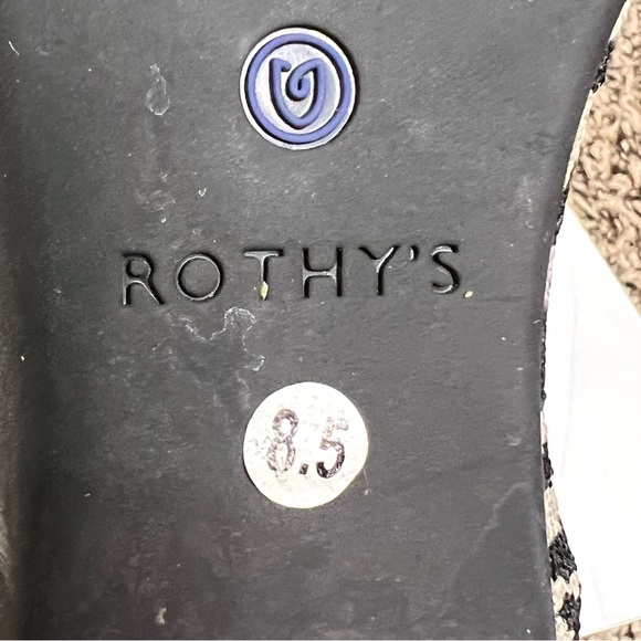 Rothys Zebra Print Flats 8.5 - Picture 7 of 12